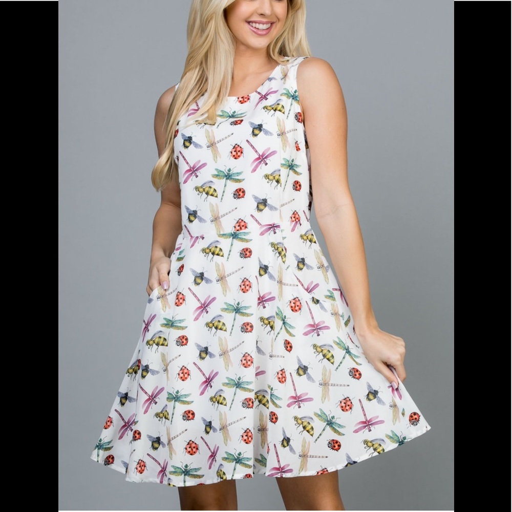 🌟Last One🌟Flying Insect Dress - Picture 2 of 7